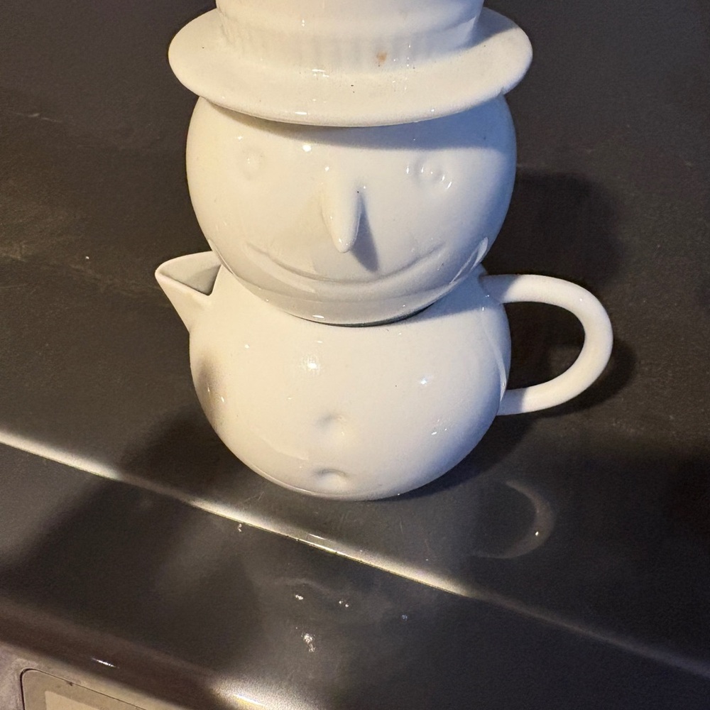 White Snowman Teapot